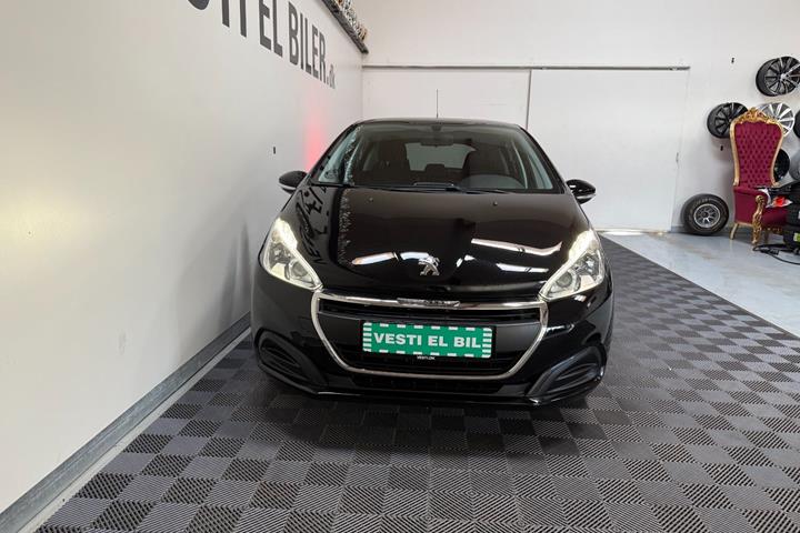 Sort Peugeot 208 fra 2015