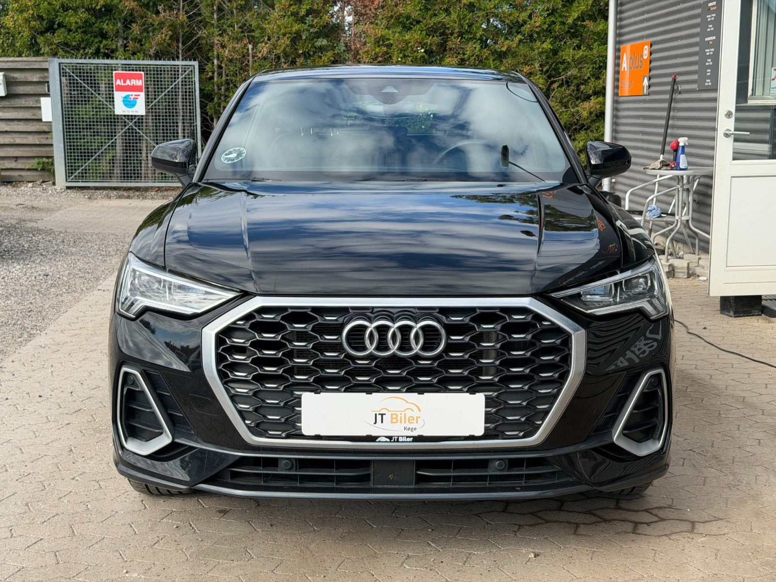 Sort Audi Q3 fra 2023
