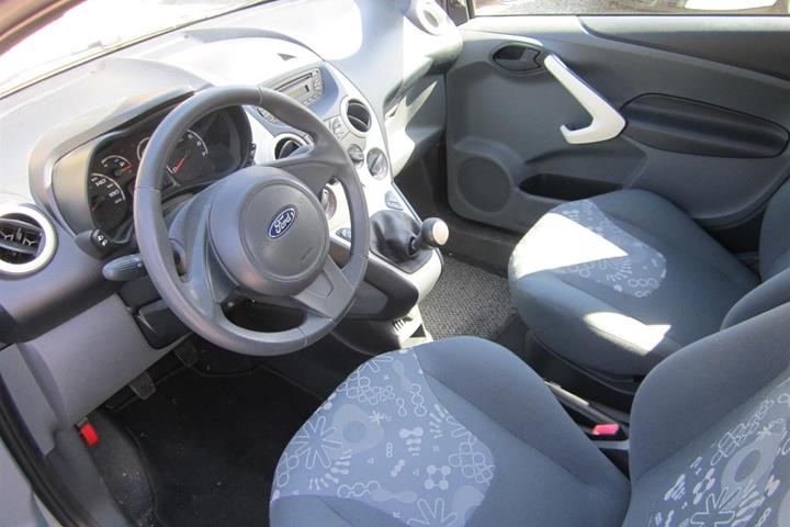 Grå Ford Ka fra 2015