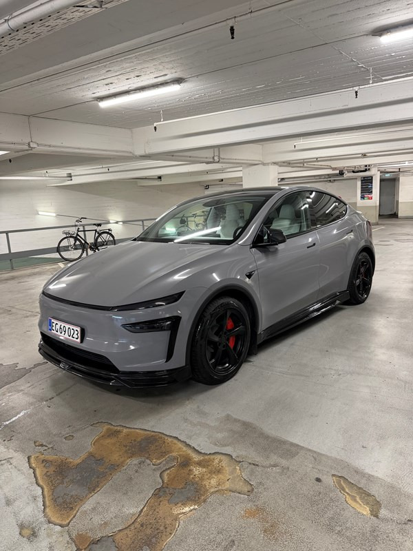 Tesla Model Y Premium Long Range Firehjulstræk