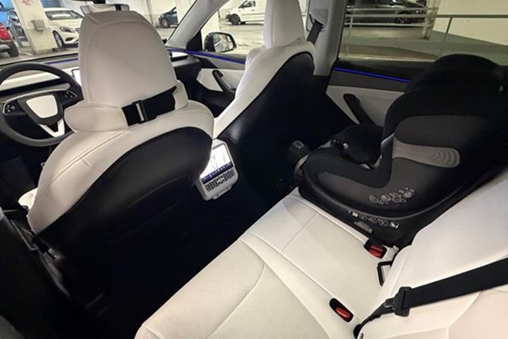 undefined Tesla Model Y fra 2026