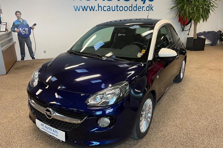 Blå Opel Adam fra 2014