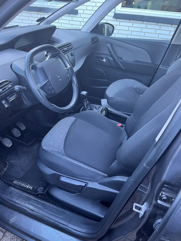 undefined Citroën C4 SpaceTourer fra 2020