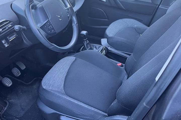 undefined Citroën C4 SpaceTourer fra 2020