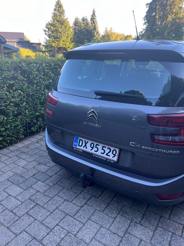 undefined Citroën C4 SpaceTourer fra 2020