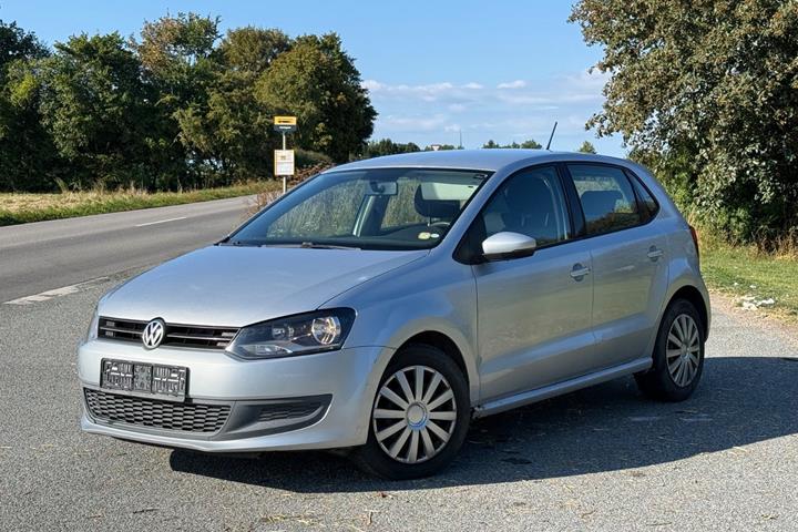 Sølv VW Polo fra 2010