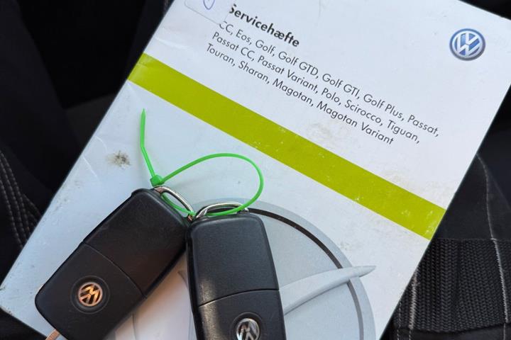 Sølv VW Polo fra 2010