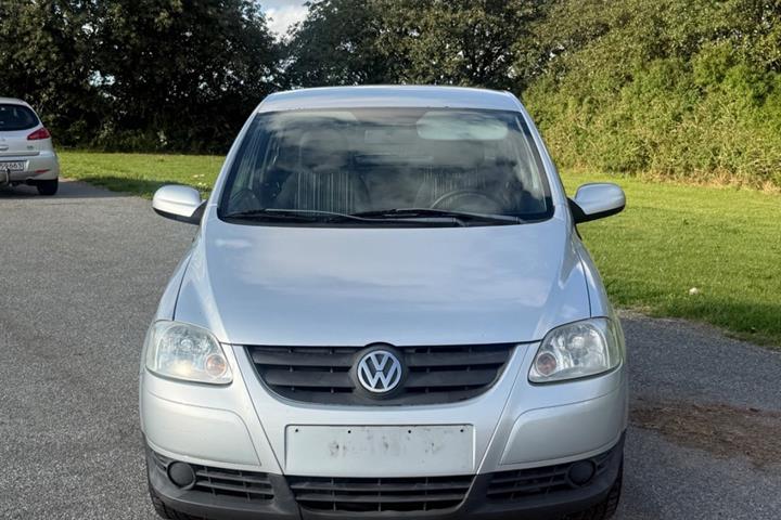 Sølv VW Fox fra 2007