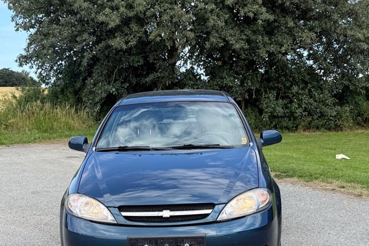 undefined Chevrolet Lacetti fra 2009