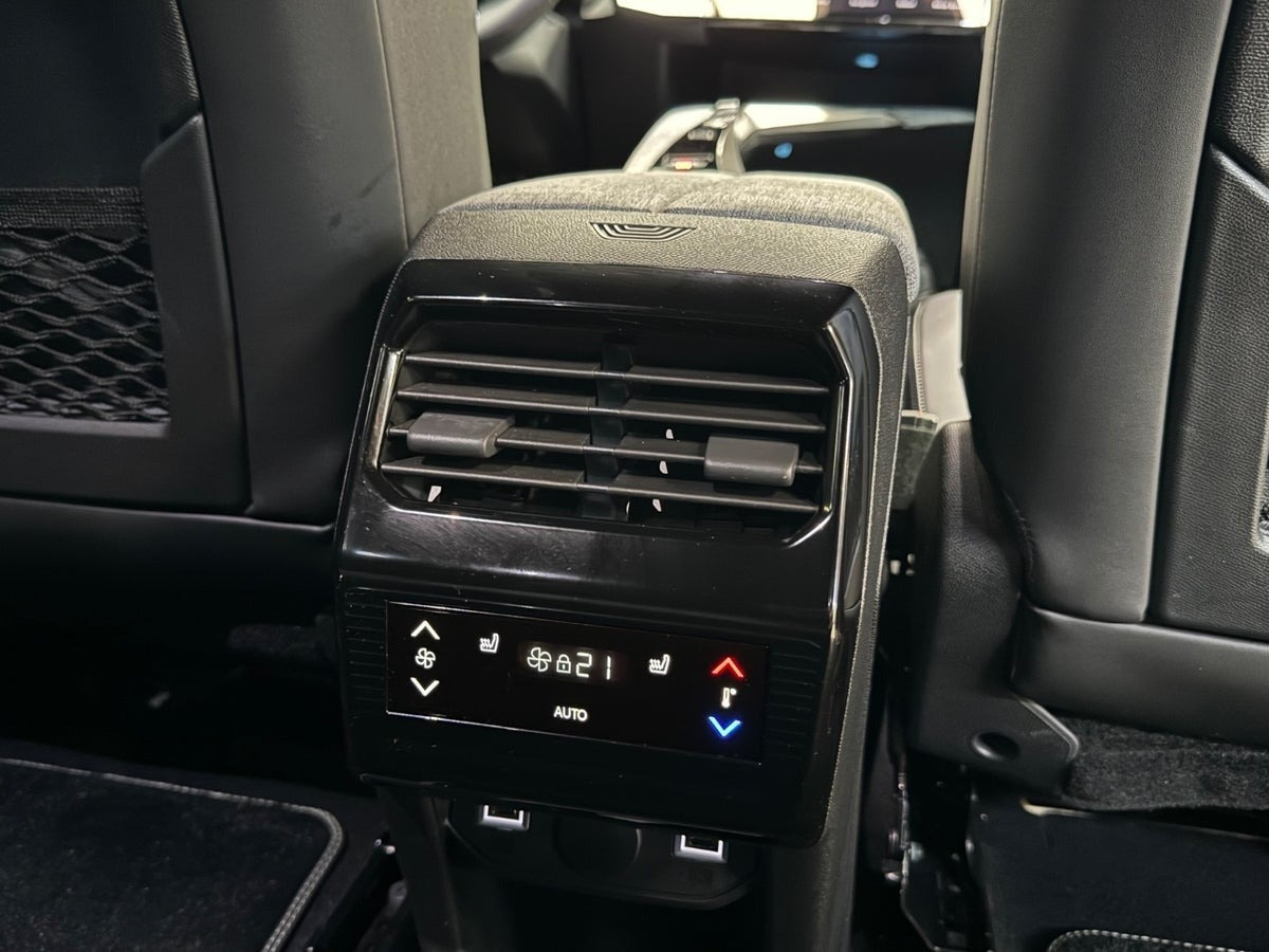 undefined Peugeot e-5008 fra 2025
