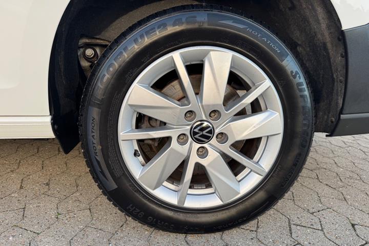 Hvid VW Caddy Maxi fra 2025