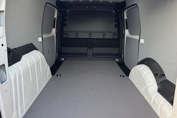 Hvid VW Caddy Maxi fra 2025