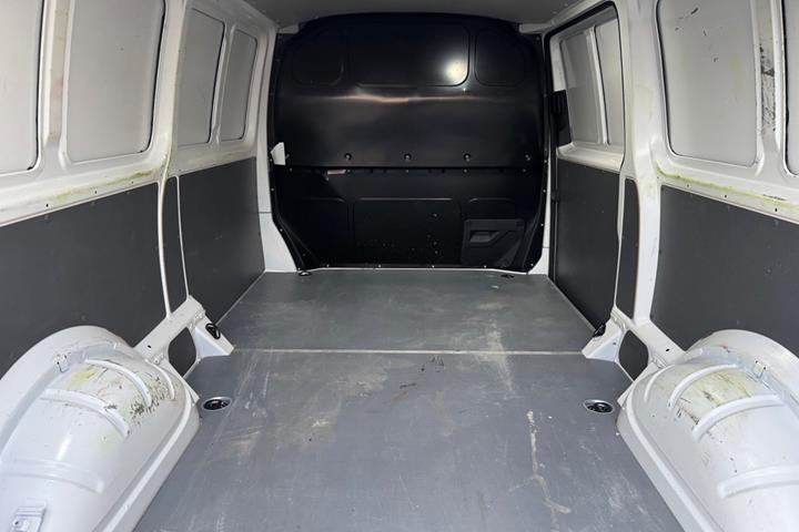 Hvid VW Transporter fra 2021