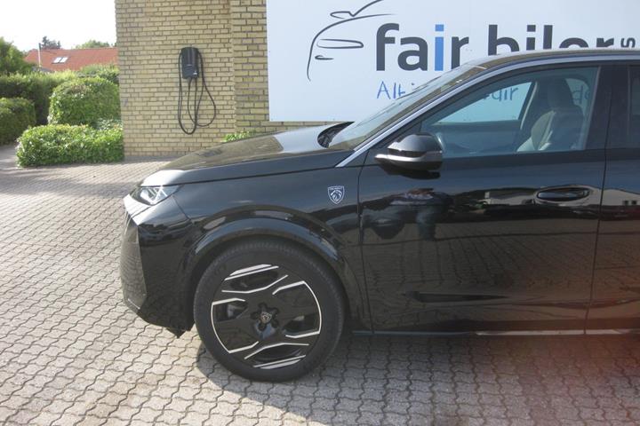 Sort Peugeot e-3008 fra 2025