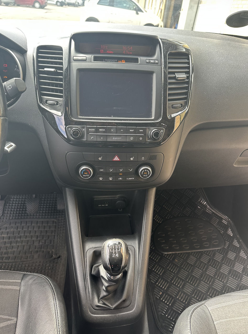 Sort Kia Venga fra 2016
