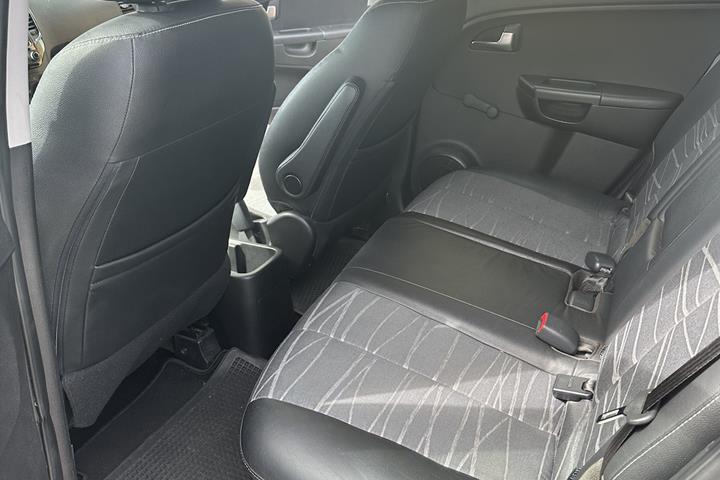 Sort Kia Venga fra 2016