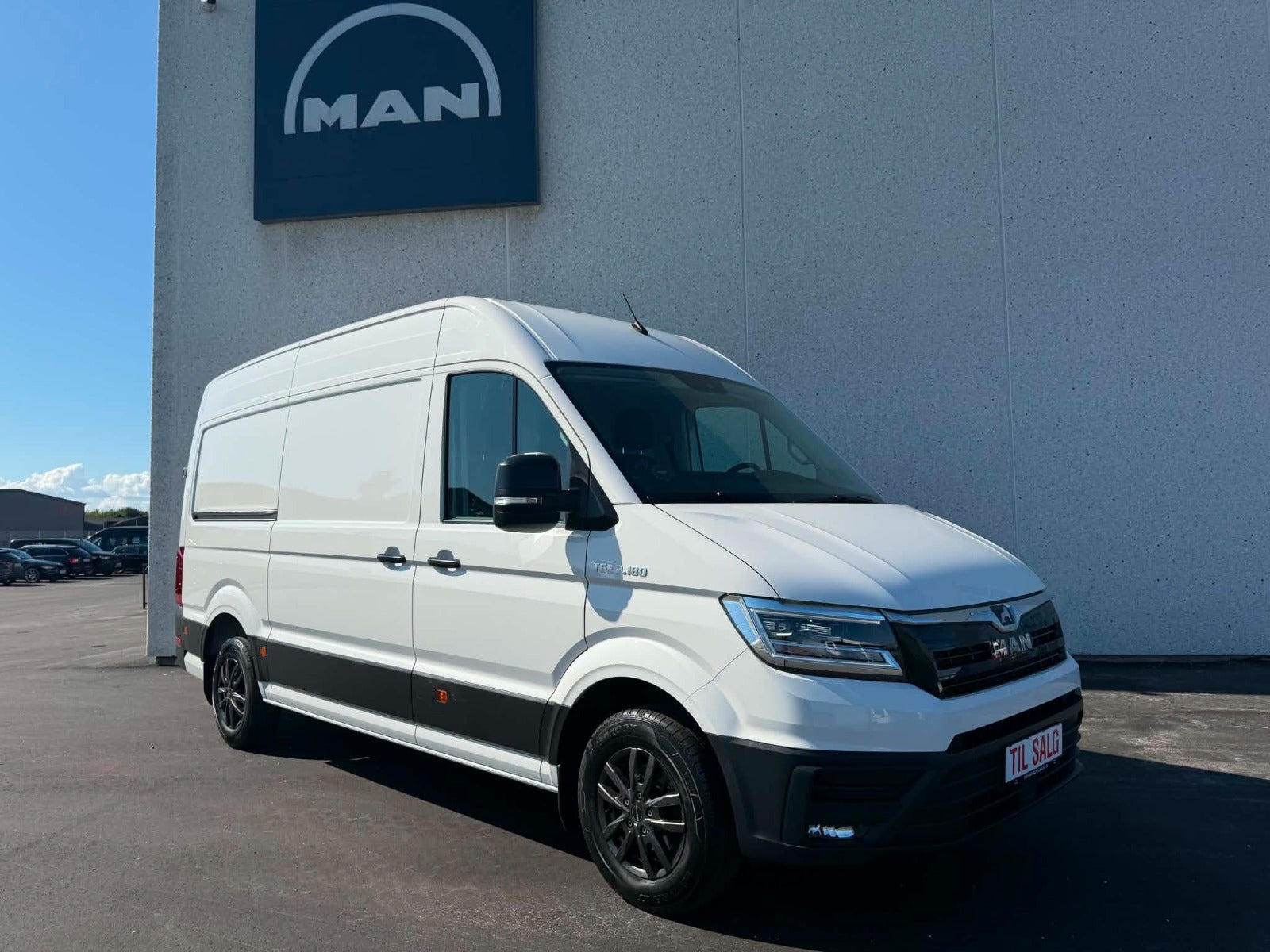 MAN TGE 2,0 3.180 Kassevogn L3H3 aut. FWD