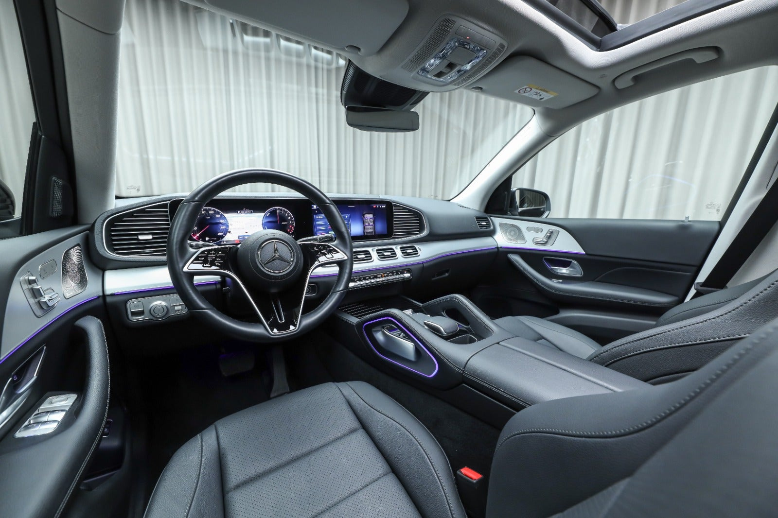 Sort Mercedes GLE350 de fra 2025