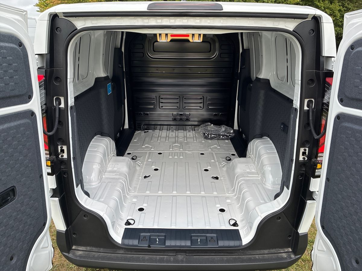 Hvid Kia PV5 Cargo fra 2026