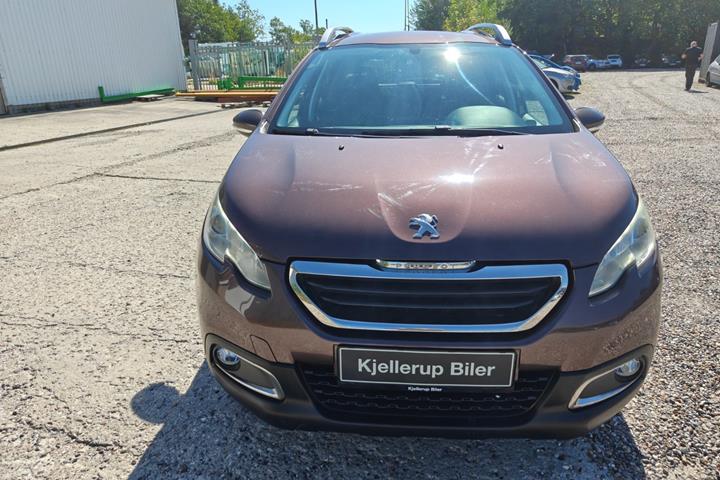 Gul Peugeot 2008 fra 2014