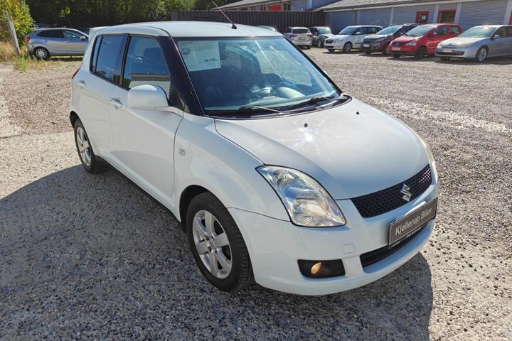 Gul Suzuki Swift fra 2009