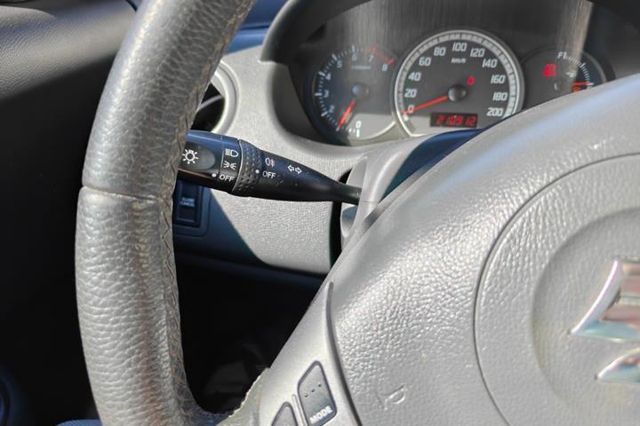 Gul Suzuki Swift fra 2009