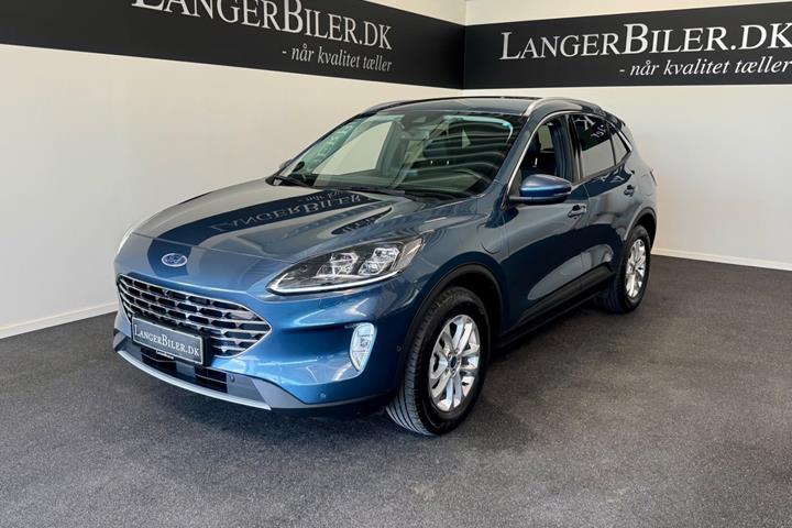 Blå Ford Kuga fra 2023