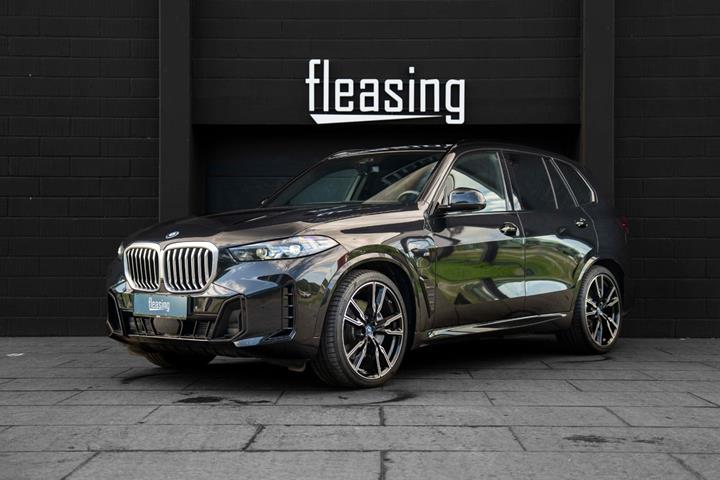 Sort BMW X5 fra 2025