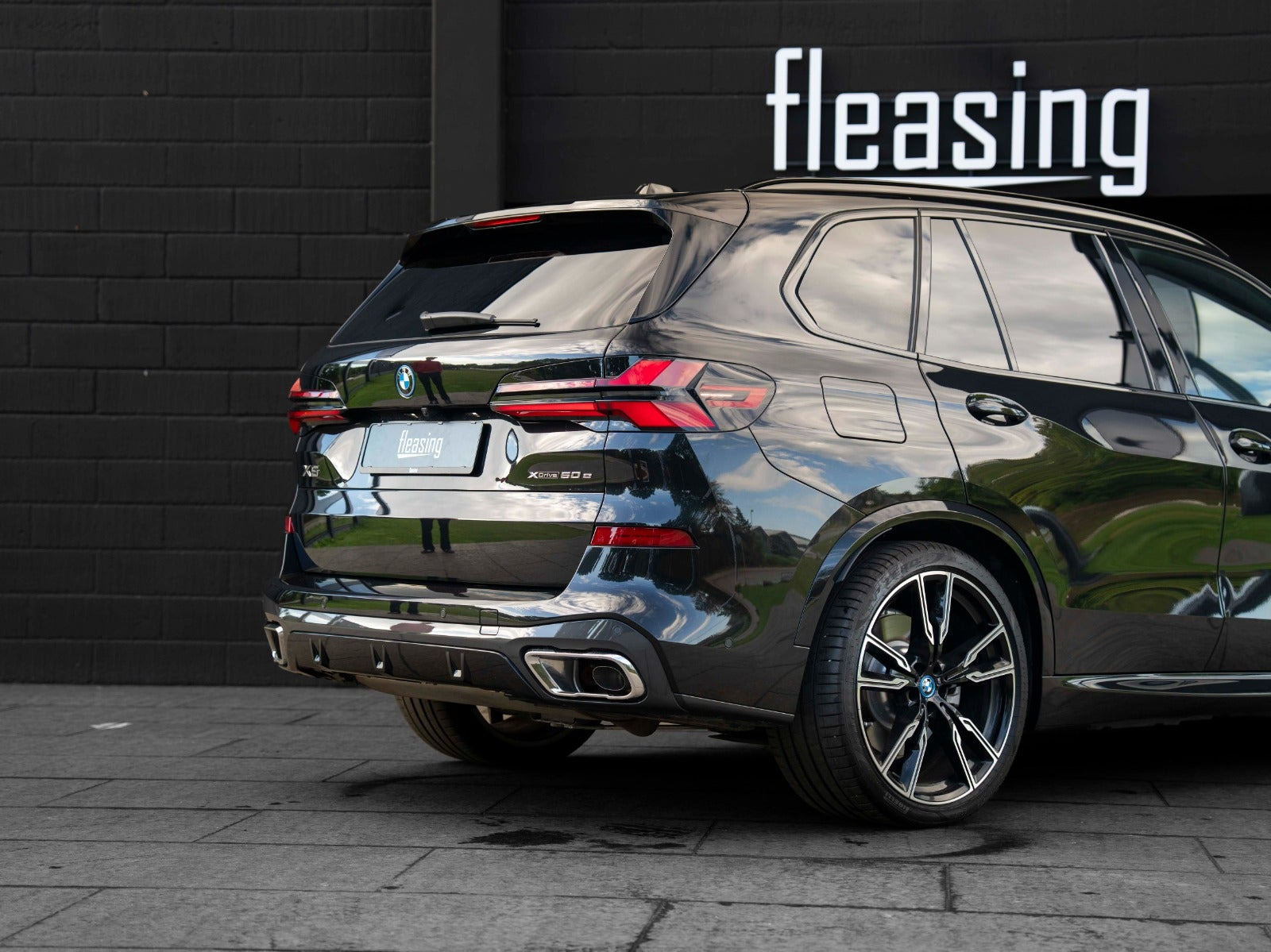 Sort BMW X5 fra 2025