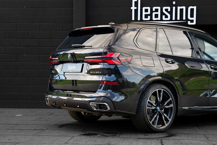 Sort BMW X5 fra 2025