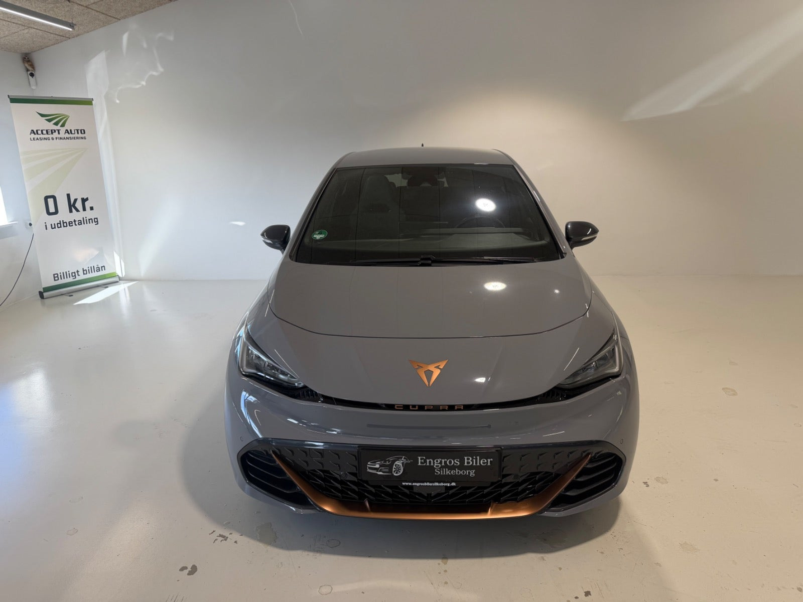 Grå Cupra Born fra 2024