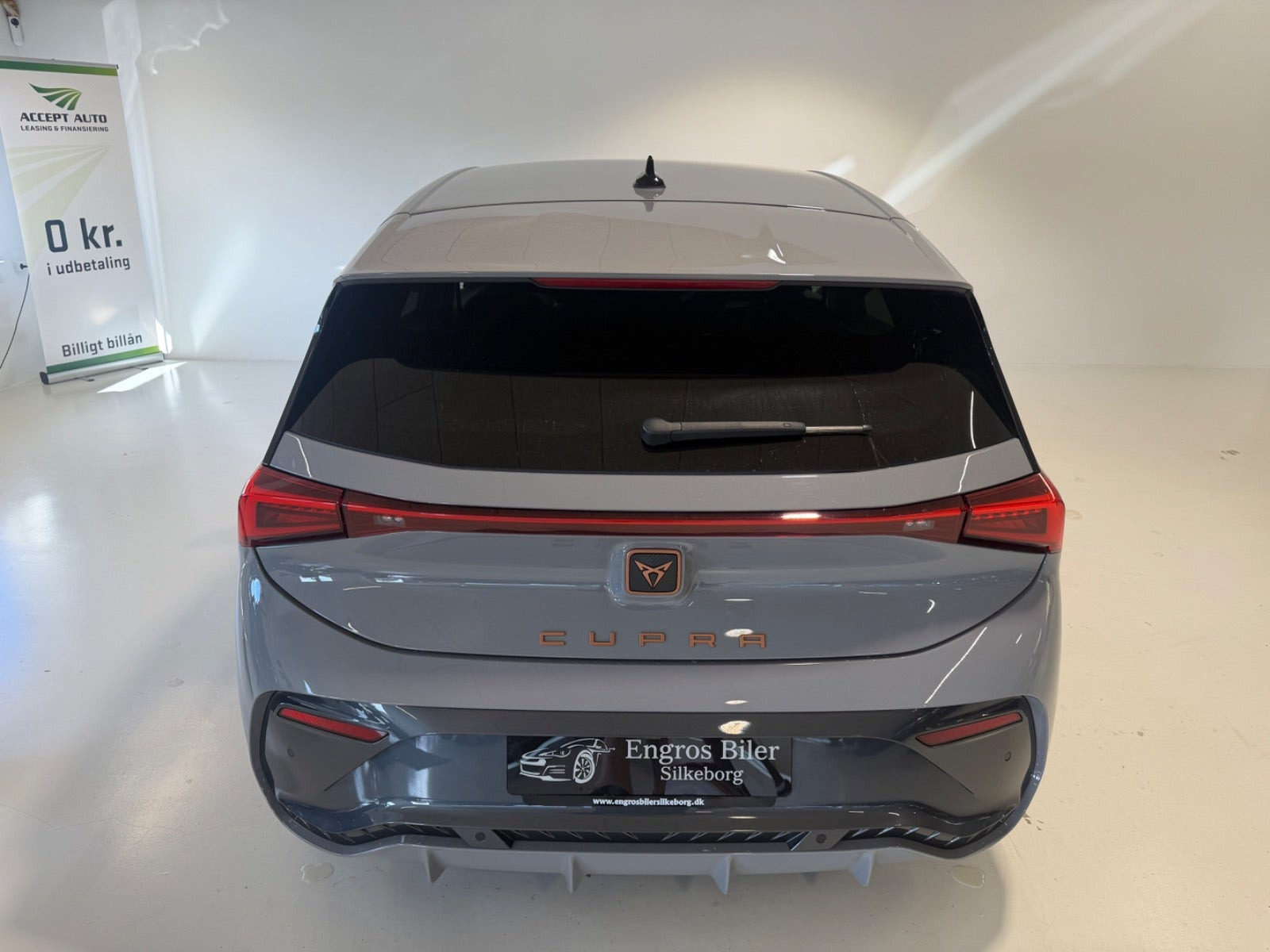 Grå Cupra Born fra 2024