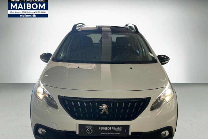 Hvid Peugeot 2008 fra 2019