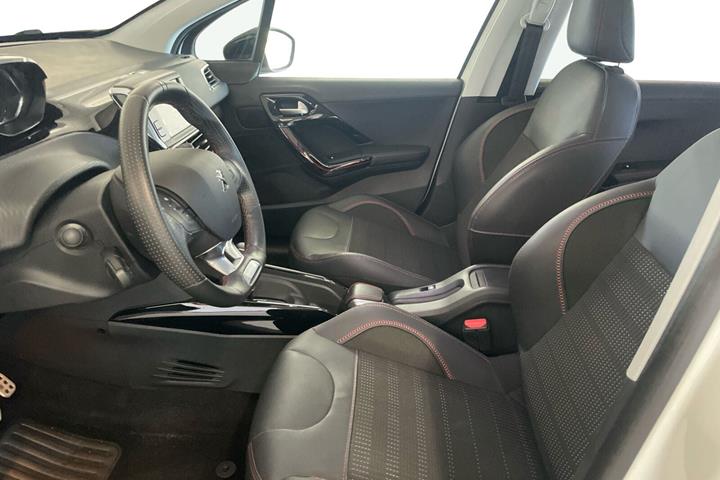 Hvid Peugeot 2008 fra 2019