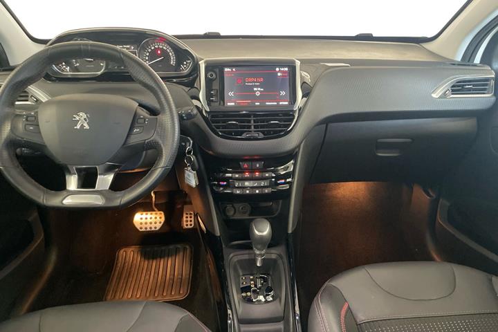 Hvid Peugeot 2008 fra 2019