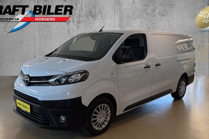 Hvid Toyota ProAce fra 2022