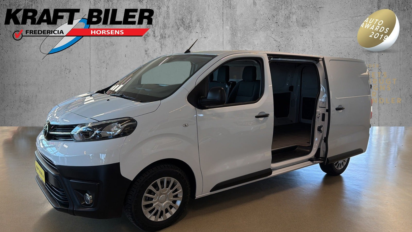 Hvid Toyota ProAce fra 2022