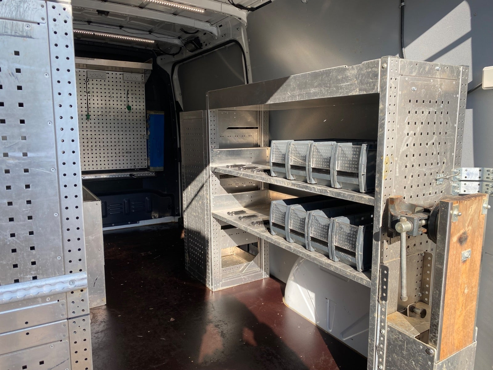 Hvid Mercedes Sprinter 315 fra 2024