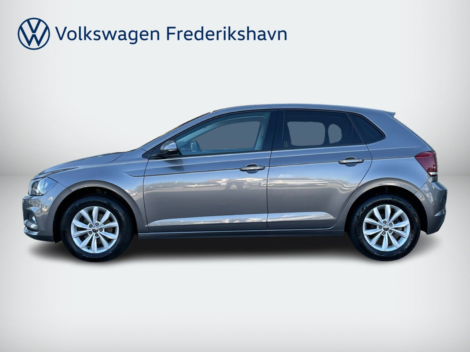 Grå VW Polo fra 2021