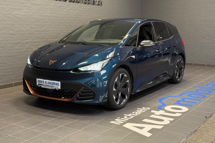 Blå Cupra Born fra 2023