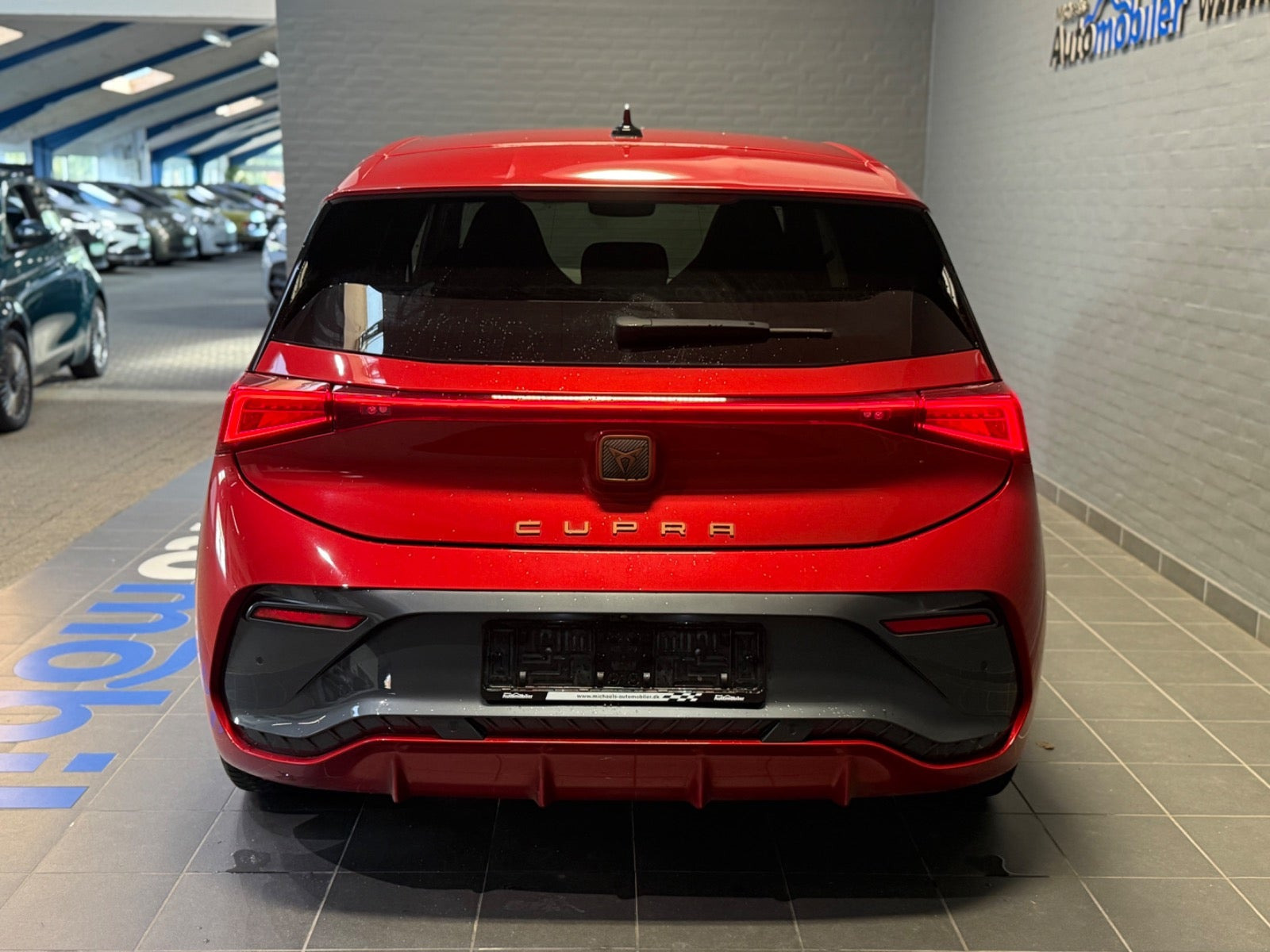 Rød Cupra Born fra 2023