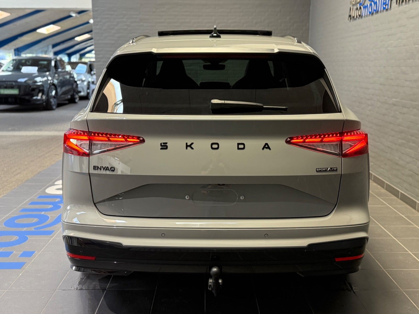 Grå Skoda Enyaq fra 2026