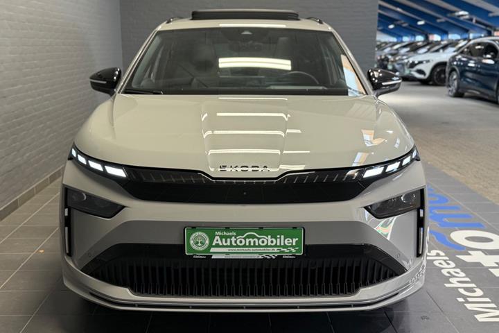 Grå Skoda Enyaq fra 2026