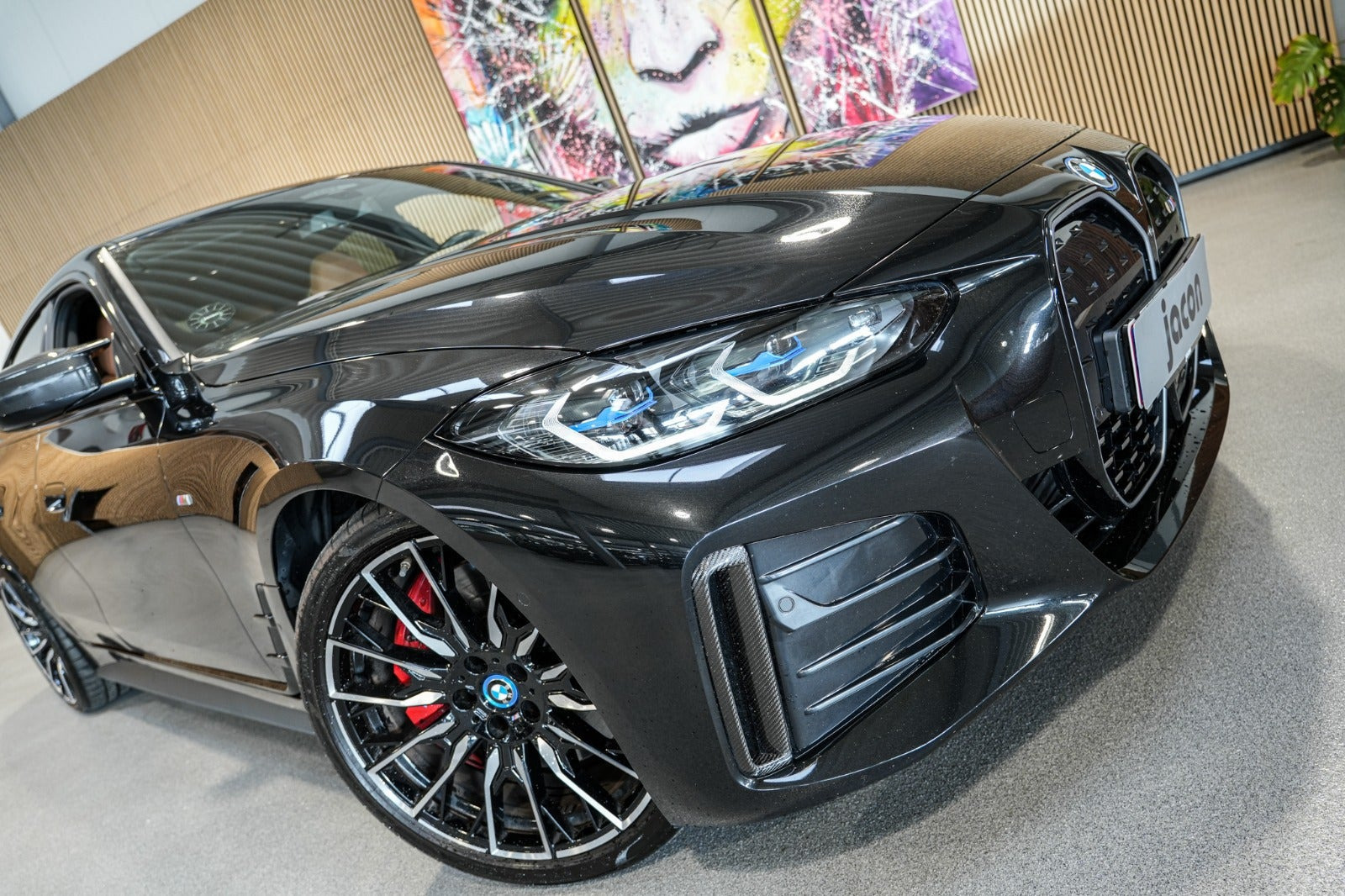Sort BMW i4 fra 2024