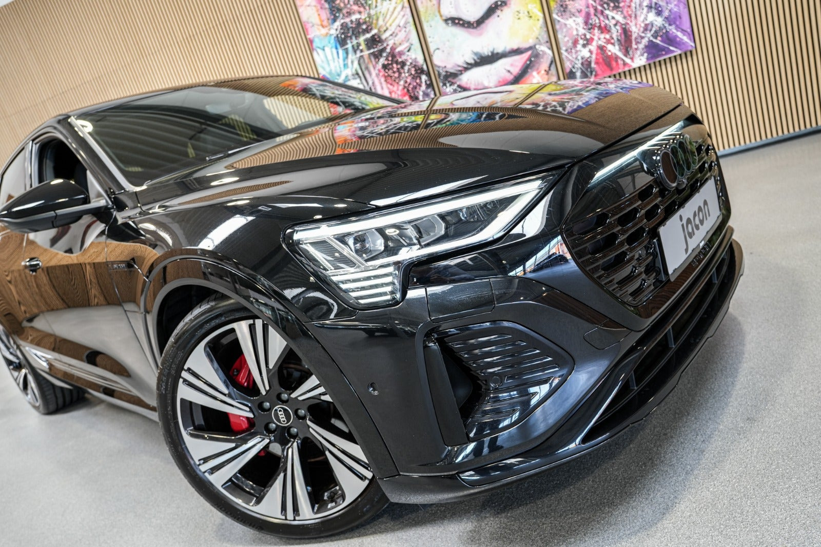 Sort Audi Q8 e-tron fra 2023