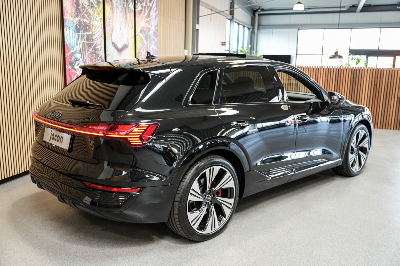 Sort Audi Q8 e-tron fra 2023