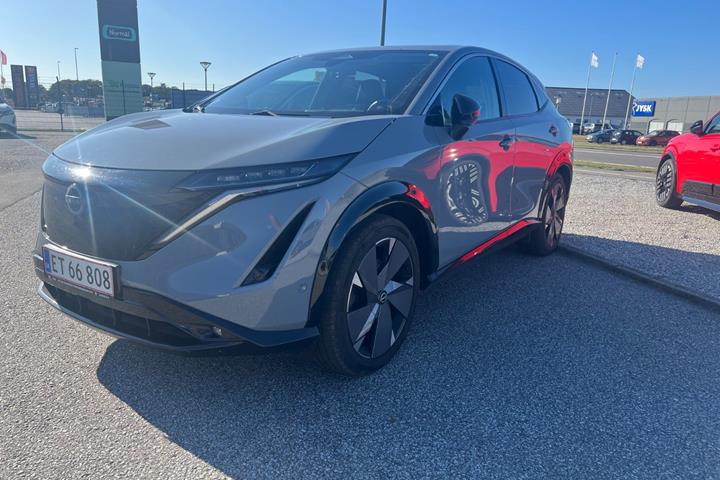 Grå Nissan Ariya fra 2022