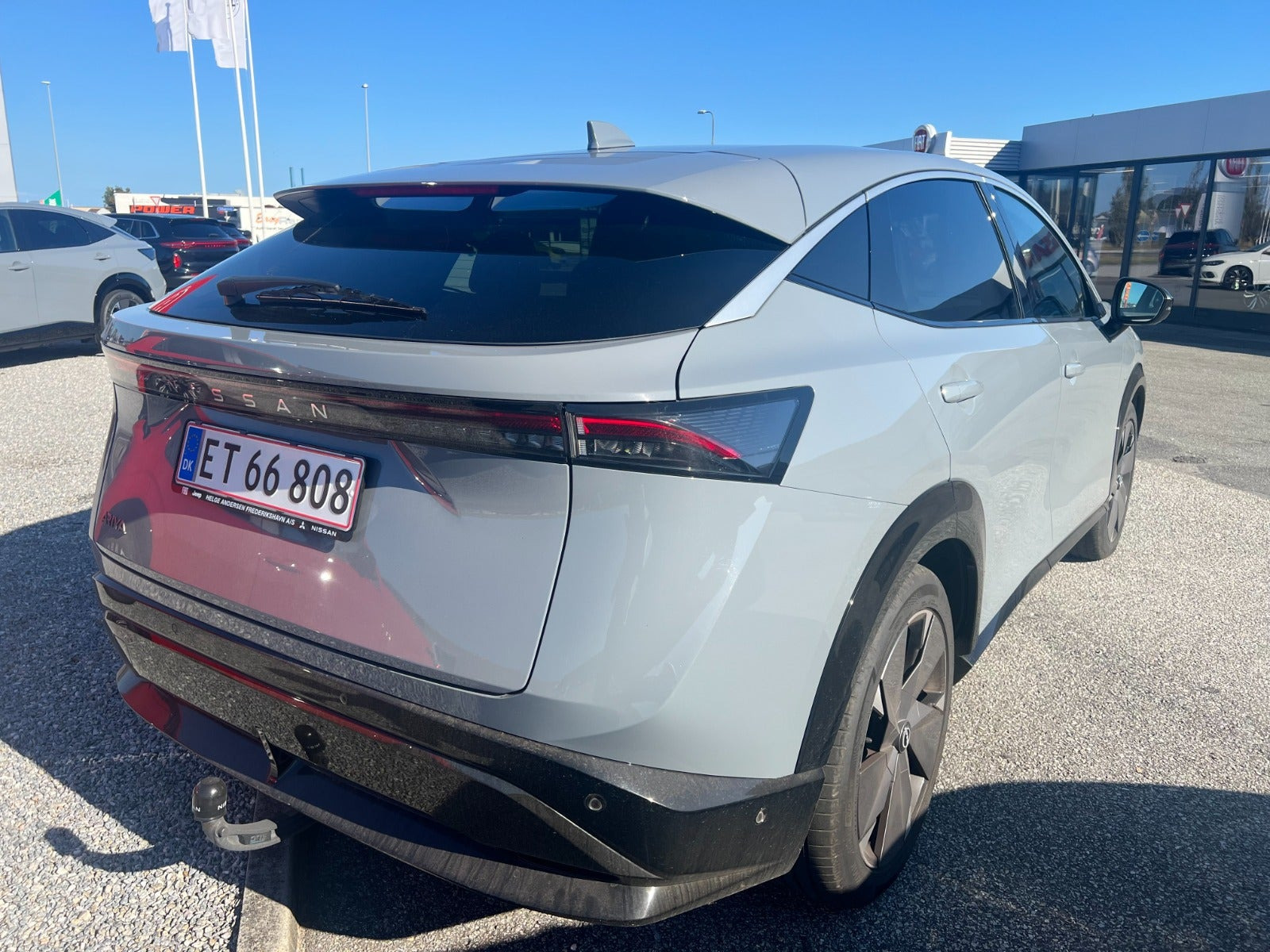 Grå Nissan Ariya fra 2022