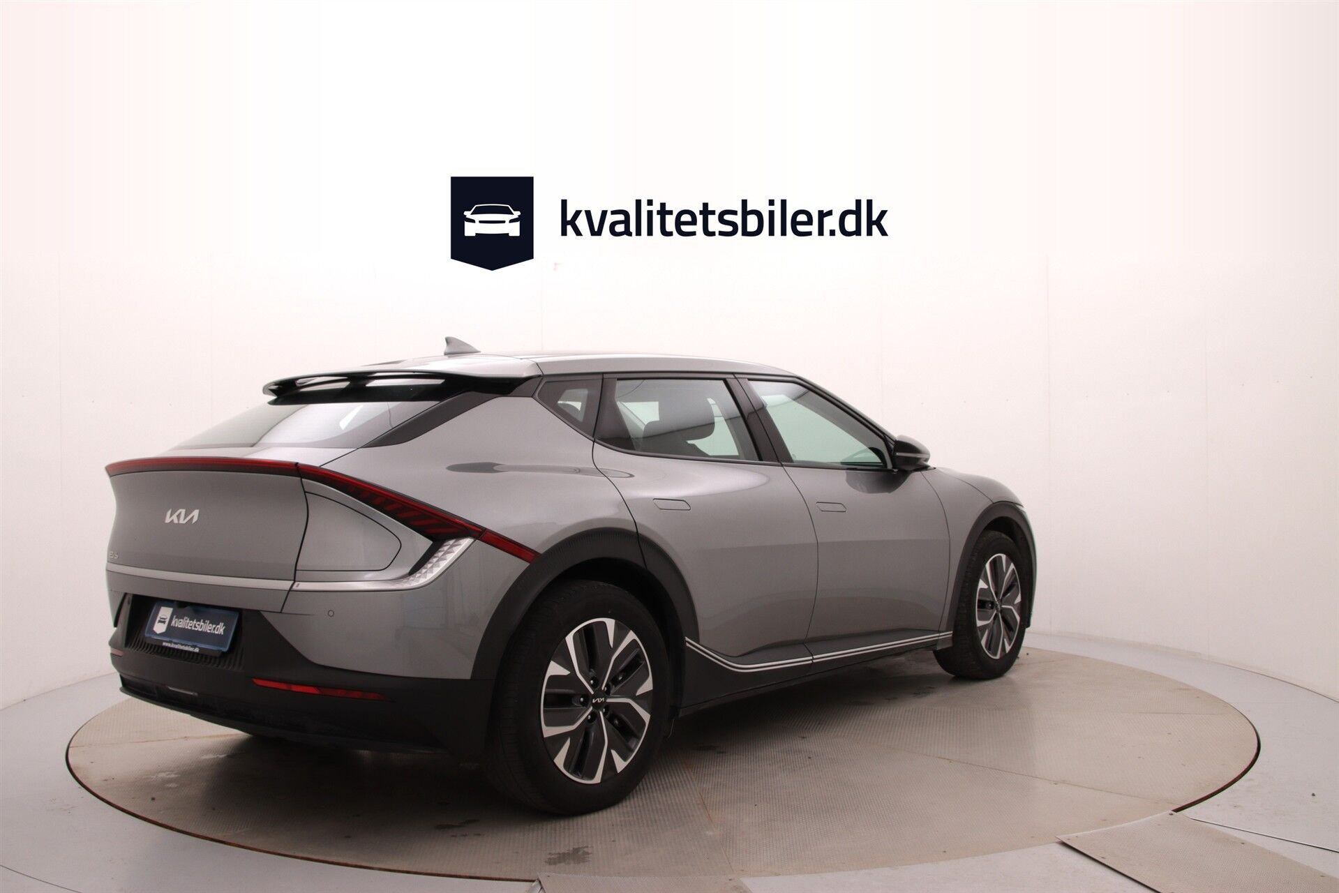 Grå Kia EV6 fra 2025