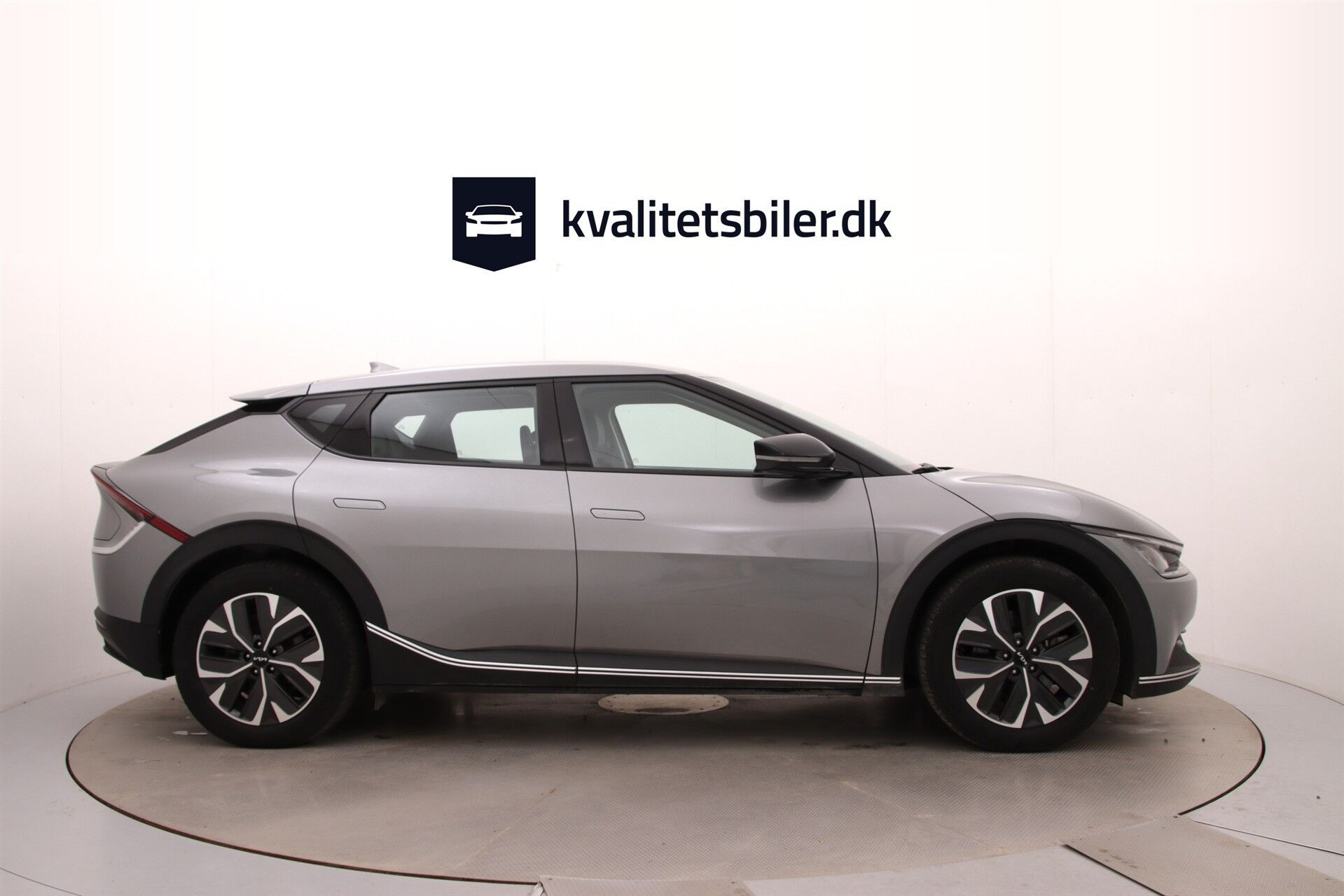 Grå Kia EV6 fra 2025